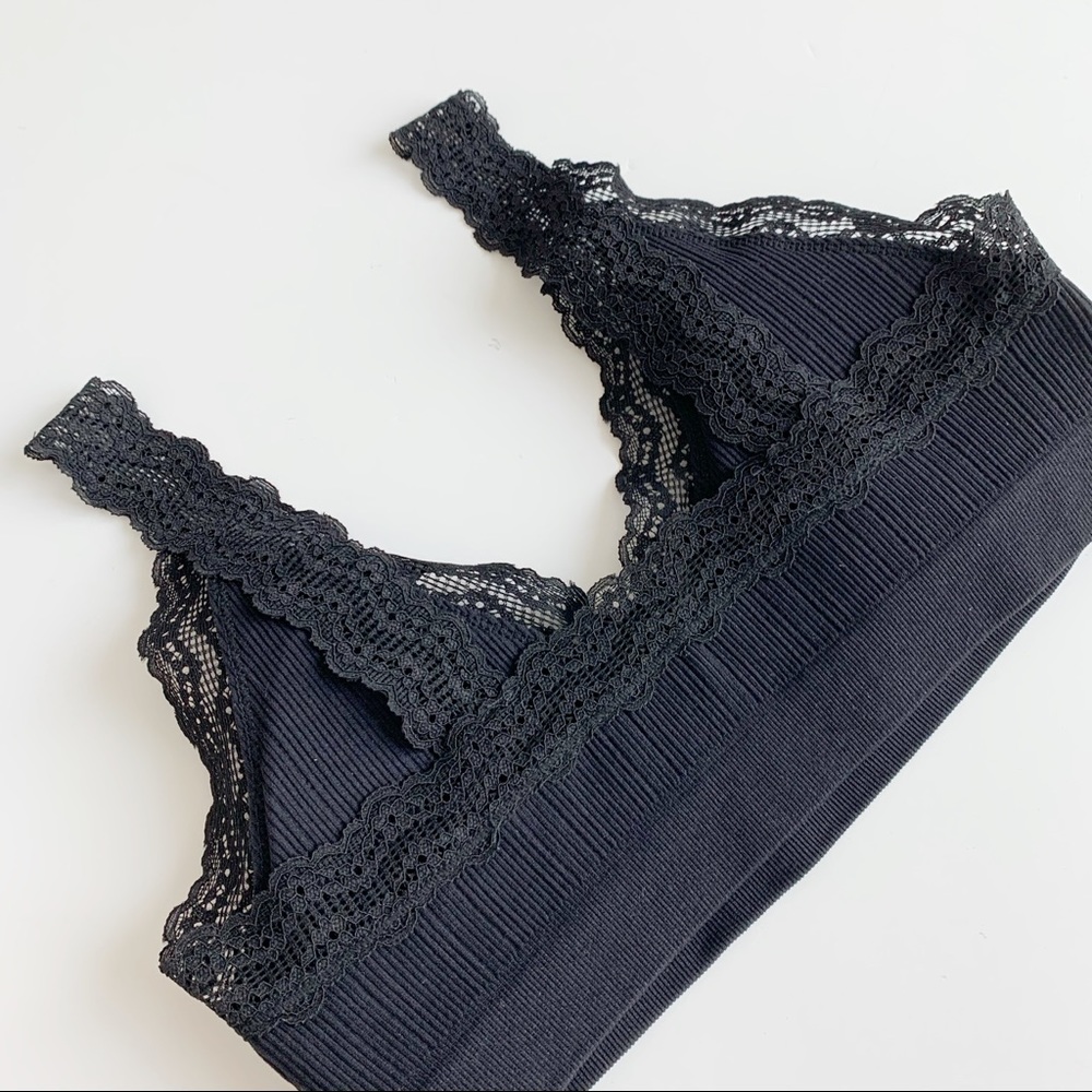 EVERYDAY LACE TRIM BRALETTE - BLACK - Picture 3 of 6